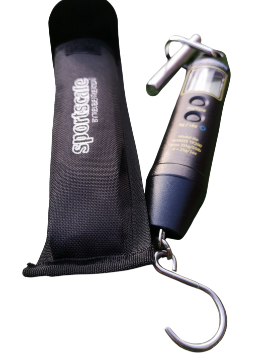 Reuben Heaton Digital Scale – 9000 Series and pouch